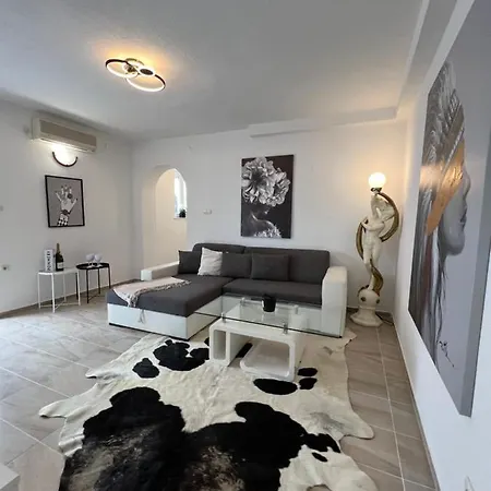 Apartment Imperium